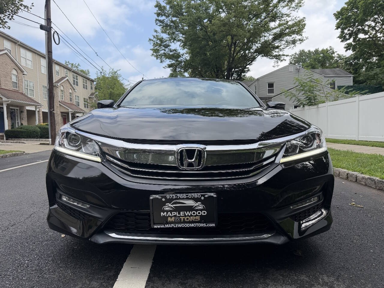 Used 2017 Honda Accord Sport Special Edition image 3