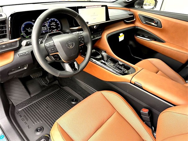 New 2025 Toyota Crown Signia image 13