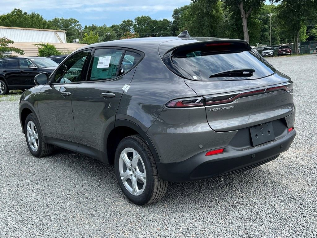 New 2024 Dodge Hornet GT w/ Tech Pack w/o Parking image 3