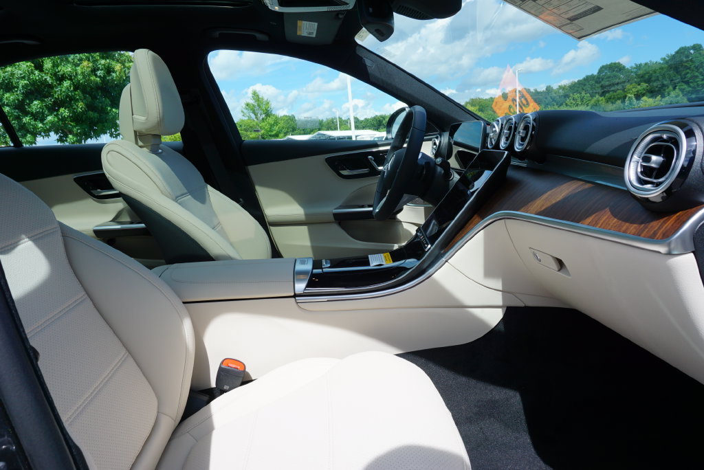 Certified 2025 Mercedes-Benz C 300 4MATIC Sedan image 66