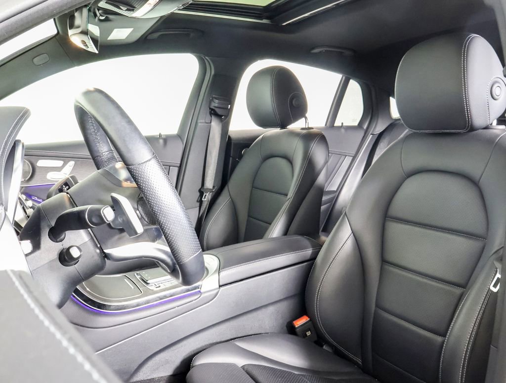 Used 2023 Mercedes-Benz GLC 300 4MATIC Coupe image 7