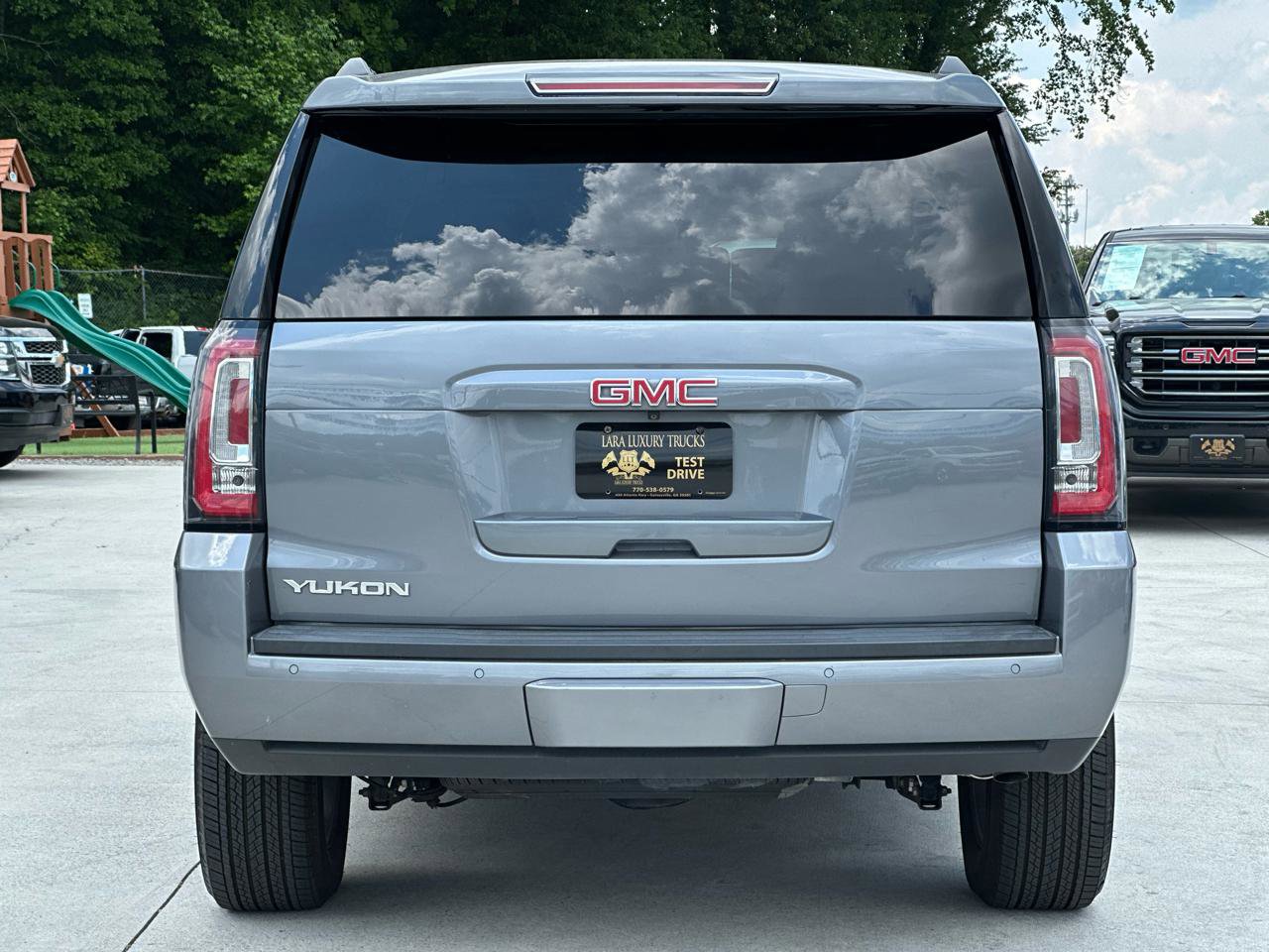 Used 2018 GMC Yukon SLT w/ Open Road Package RWD image 6