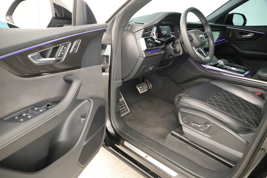 Certified 2023 Audi SQ8 Premium Plus w/ Executive Package AWD/4WD image 14
