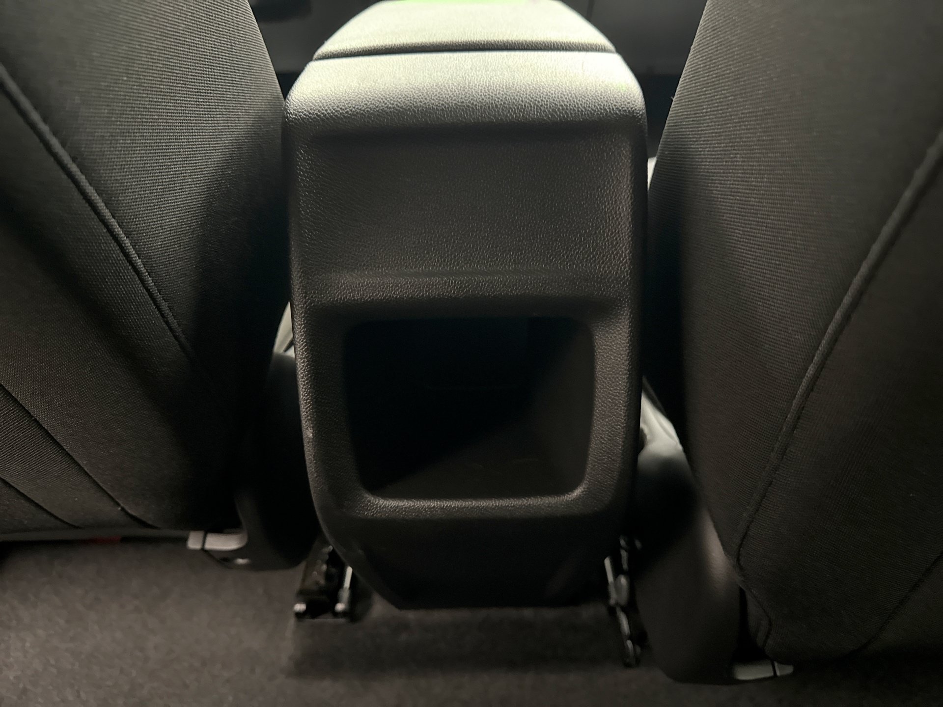 Used 2024 Chevrolet Trax LS w/ LS Convenience Package FWD image 18