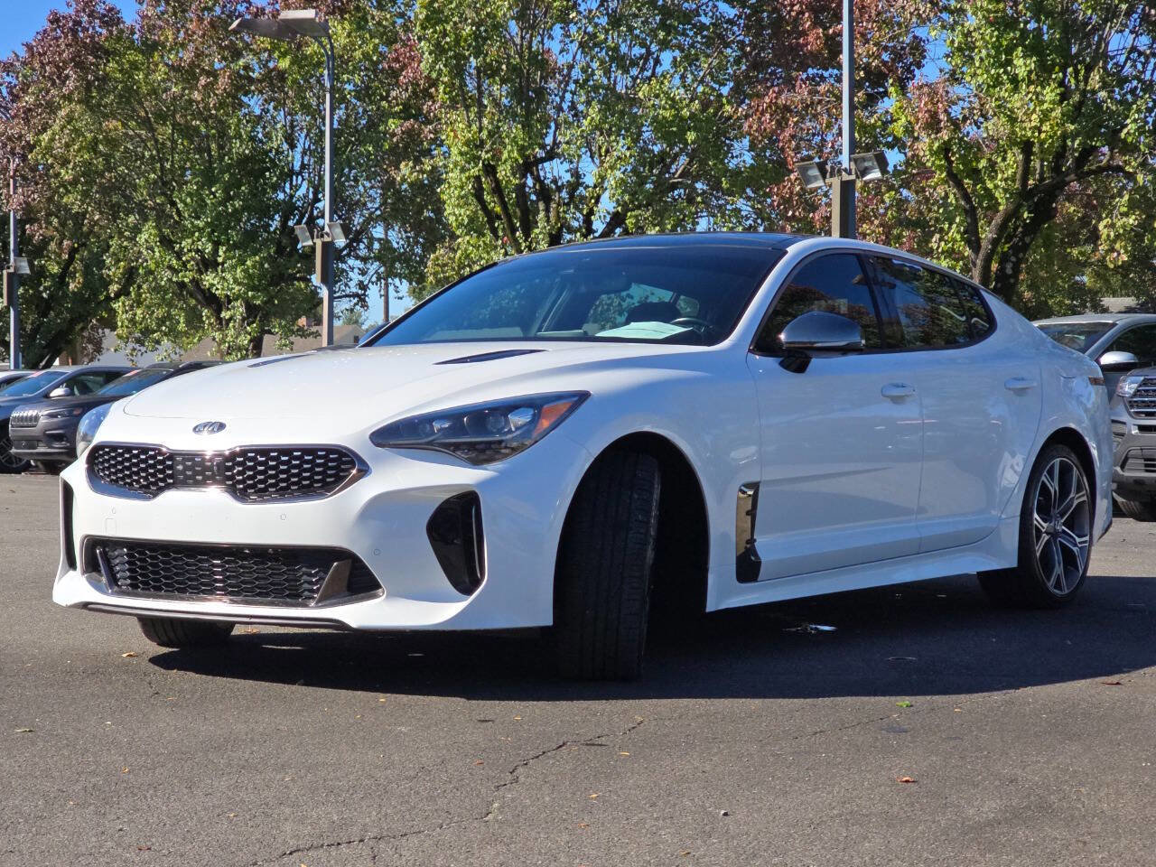 Used 2019 Kia Stinger GT2 image 10