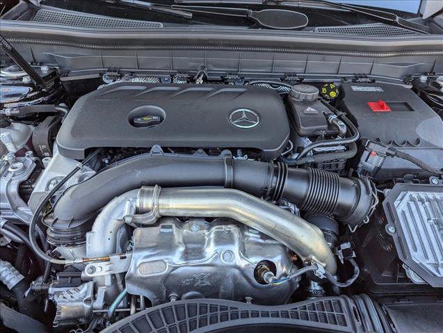 Used 2025 Mercedes-Benz GLB 250 image 15
