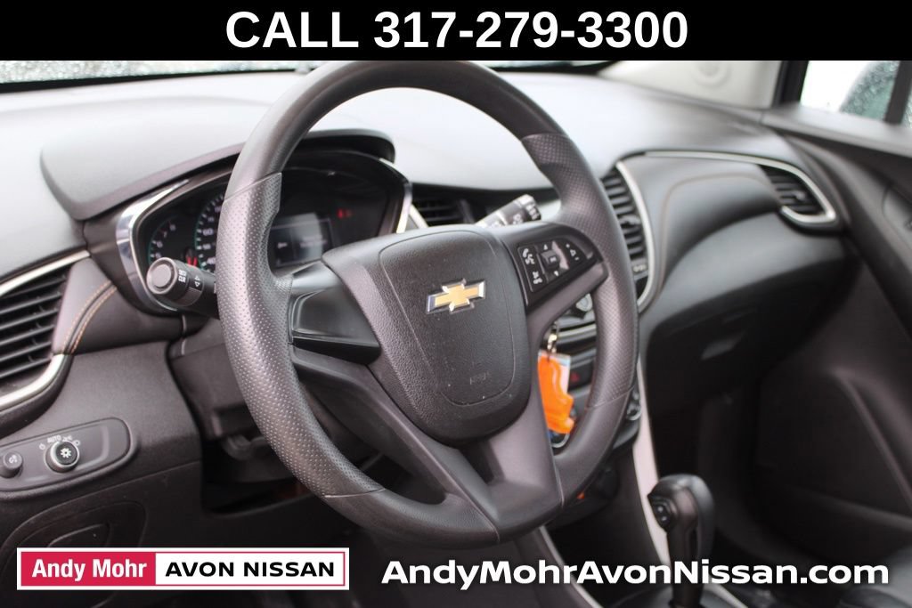 Used 2017 Chevrolet Trax LS AWD/4WD image 17