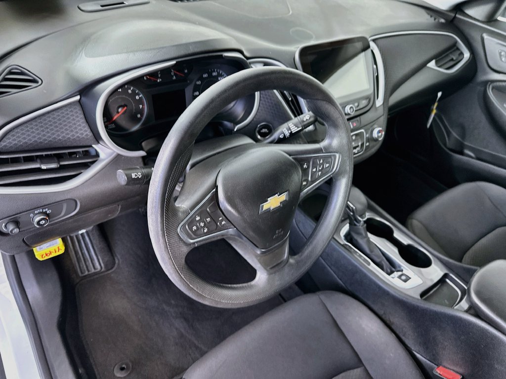Used 2024 Chevrolet Malibu LS w/ Driver Confidence Package FWD image 28
