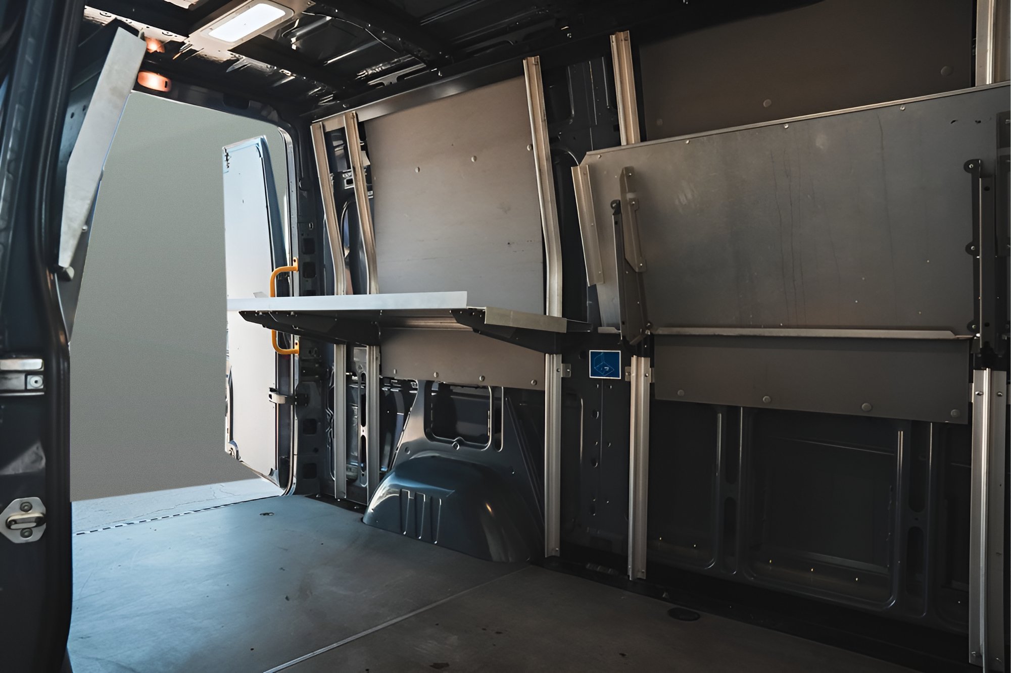Used 2018 Mercedes-Benz Sprinter 2500 image 10