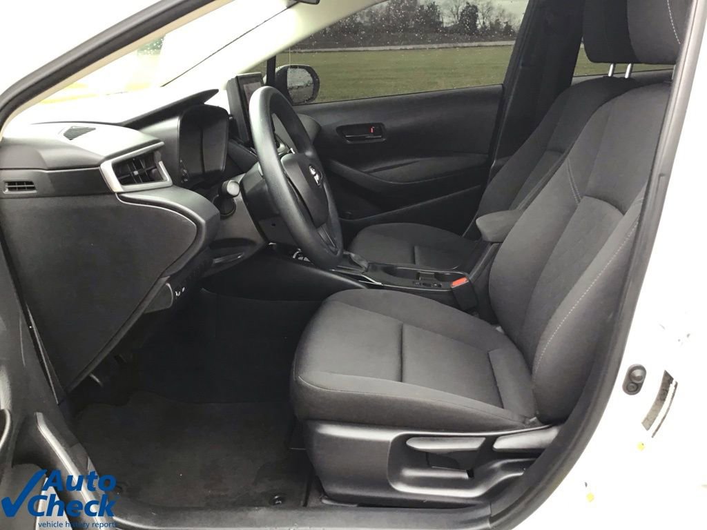 Used 2024 Toyota Corolla LE image 25