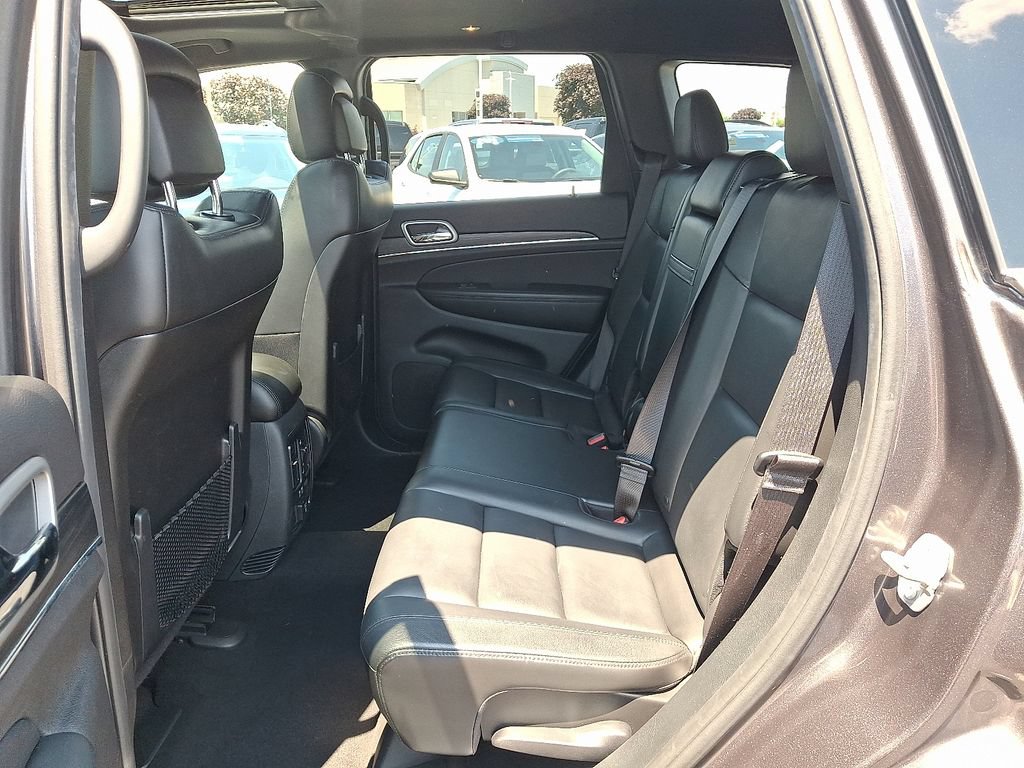 Used 2020 Jeep Grand Cherokee Limited AWD/4WD image 10
