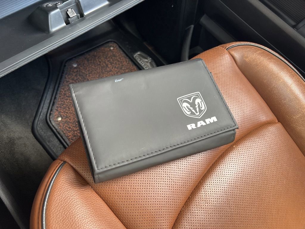 Used 2017 RAM 3500 Laramie Longhorn image 29