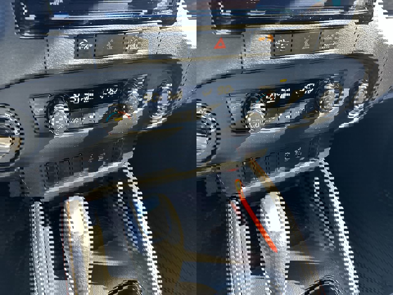 Used 2024 Nissan Frontier PRO-4X w/ Off-Road Protection Package image 28