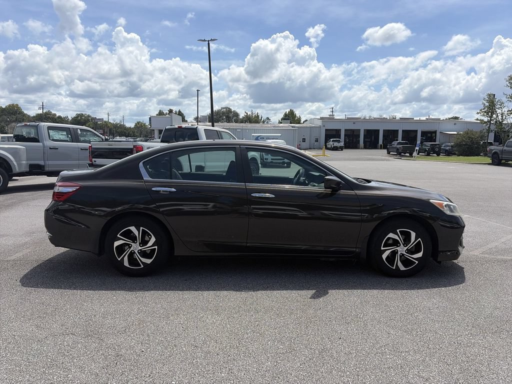 Used 2017 Honda Accord LX image 8