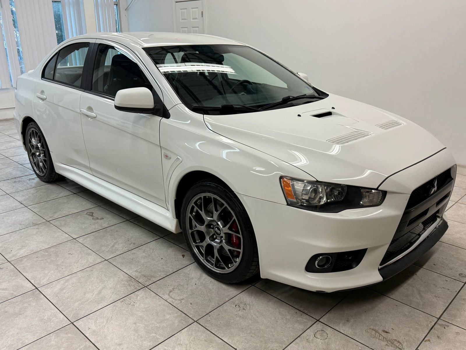 Used 2014 Mitsubishi Lancer Evolution MR image 1
