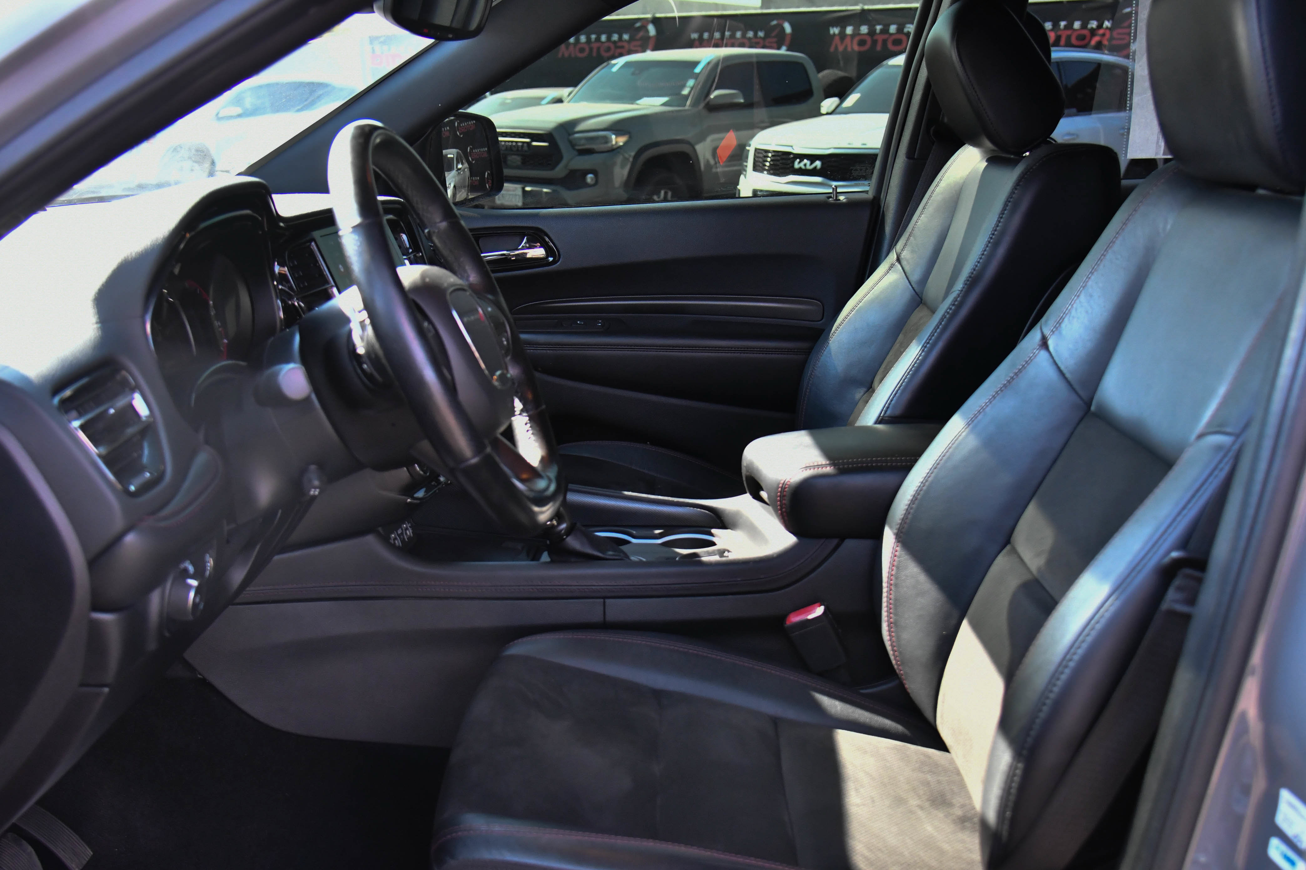 Used 2021 Dodge Durango R/T w/ Technology Group RWD image 18