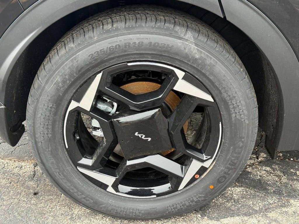 New 2026 Kia Sportage EX image 4