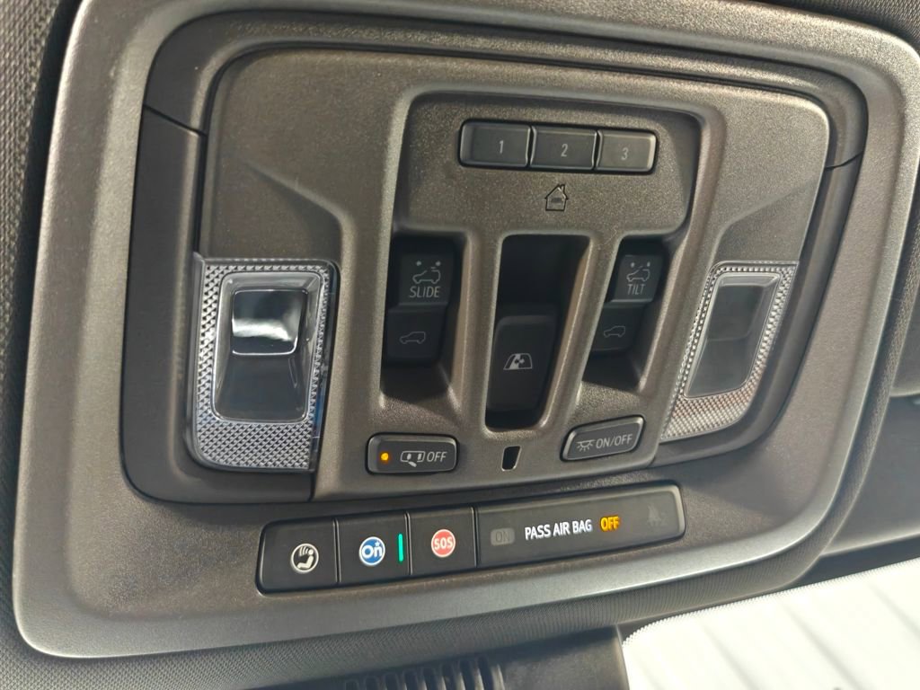 Used 2022 GMC Sierra 1500 Denali w/ Denali Reserve Package image 13