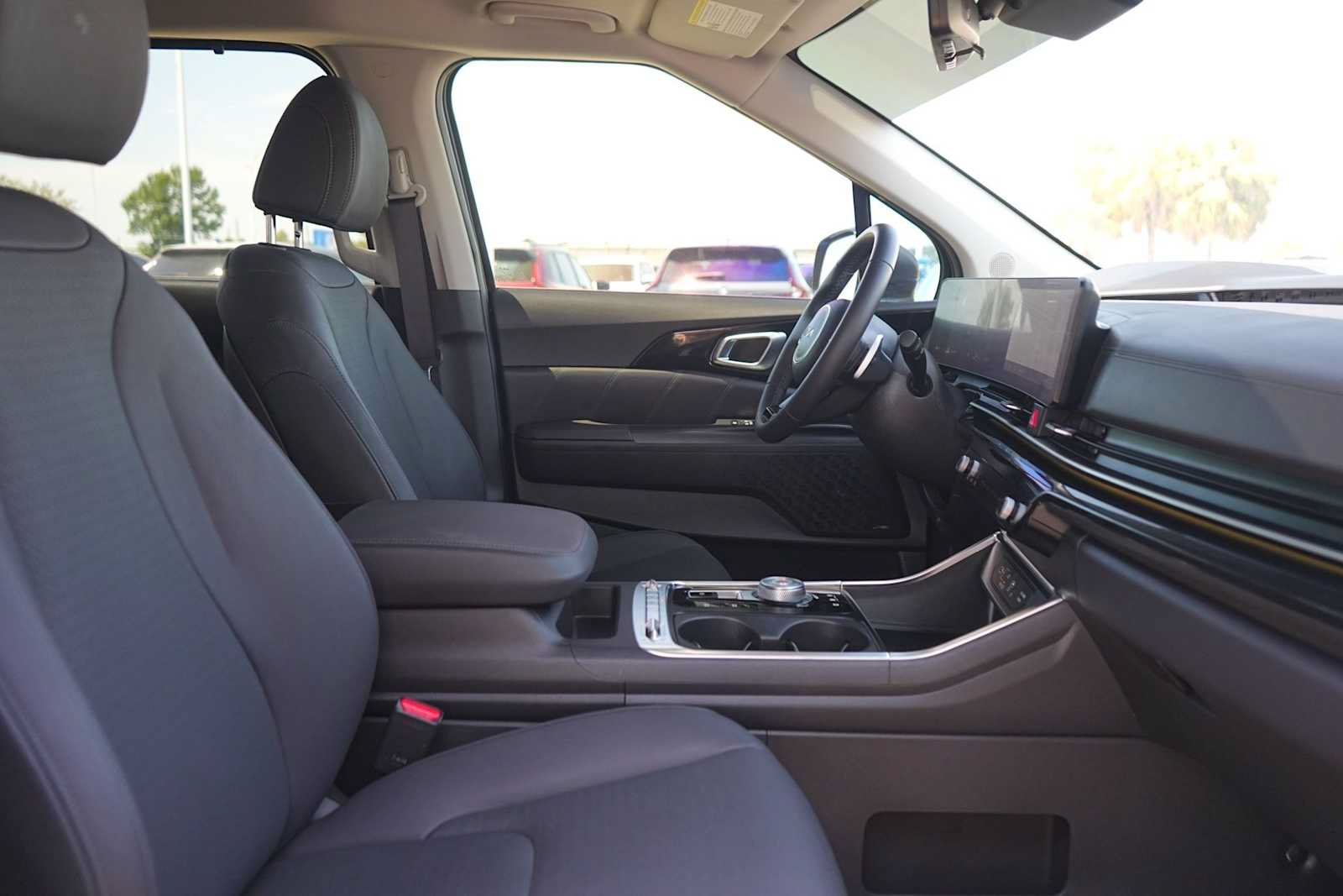 Used 2026 Kia Carnival SX Prestige FWD image 15