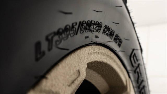 Used 2025 Jeep Gladiator Sport image 37