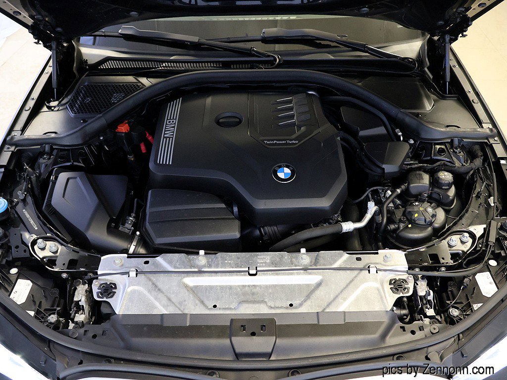 Certified 2023 BMW 330i xDrive Sedan w/ Driving Assistance Package image 35