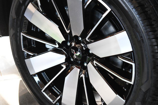 New 2026 Mitsubishi Outlander SEL AWD/4WD image 14