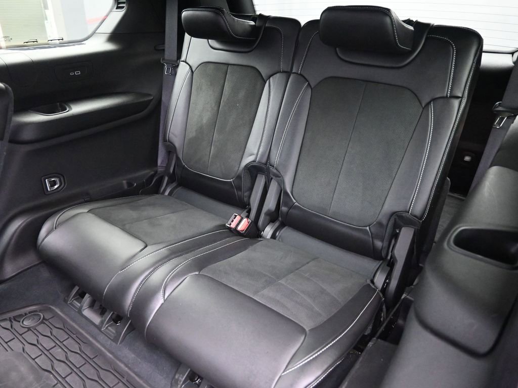 Used 2023 Jeep Grand Cherokee L Altitude image 14