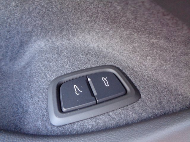 New 2024 Chevrolet Corvette E-Ray w/ ZER Performance Package image 19