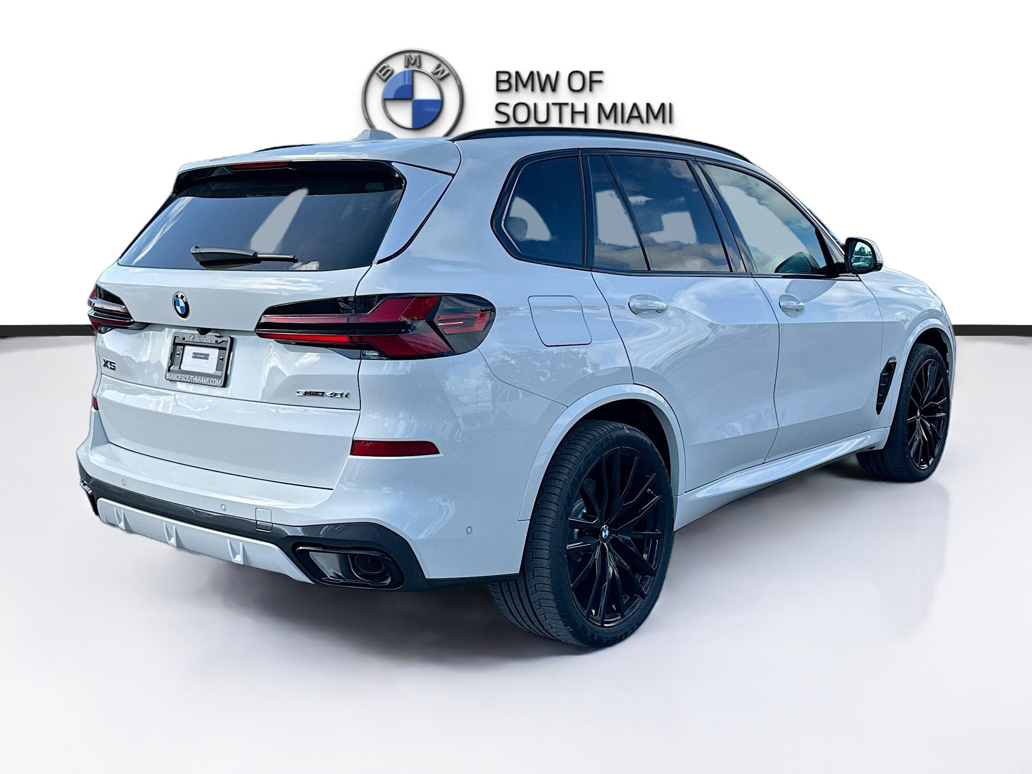 New 2026 BMW X5 sDrive40i image 6