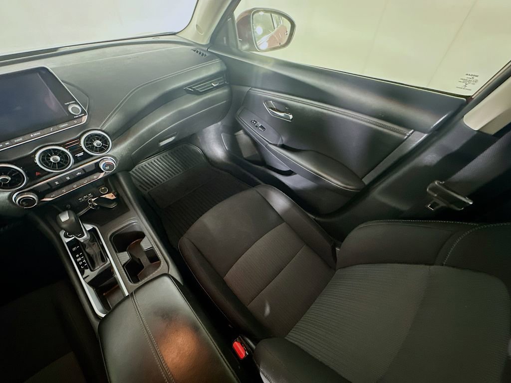 Used 2024 Nissan Sentra SV image 11