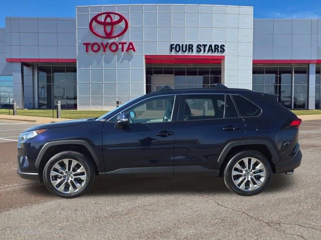 Used 2020 Toyota RAV4 XLE Premium image 1