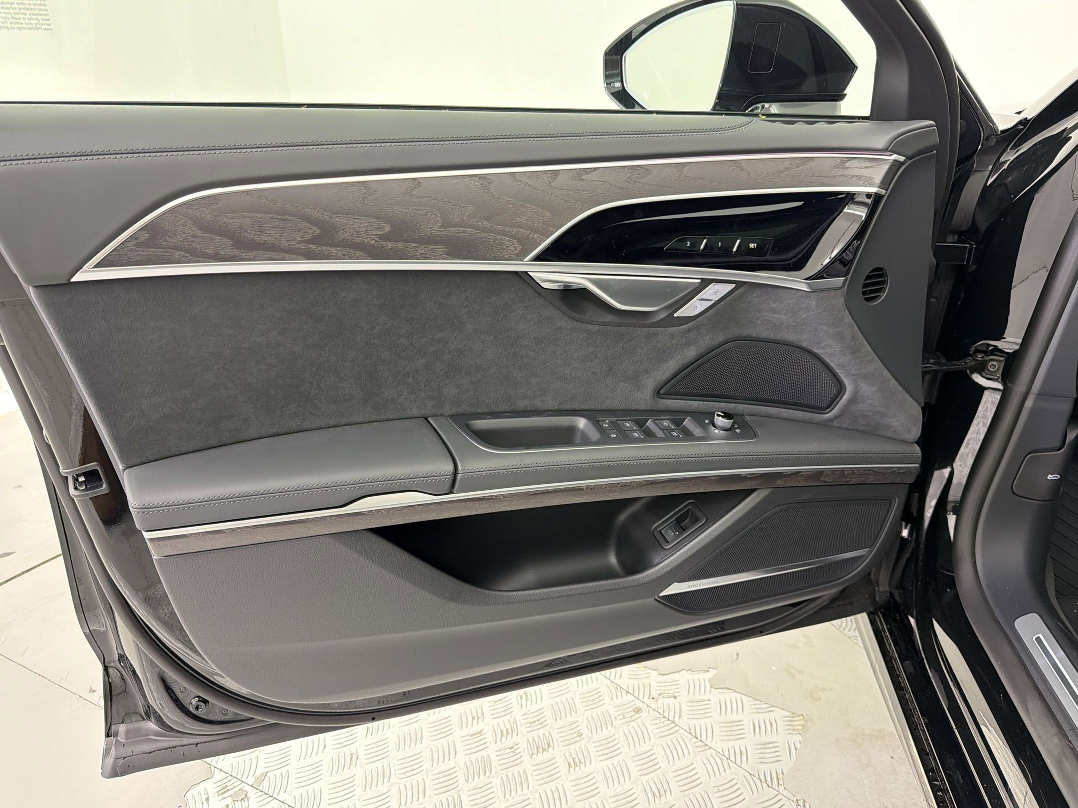 New 2026 Audi A8 L 3.0T AWD/4WD image 23