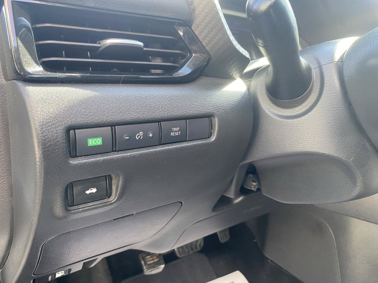 Used 2021 Nissan Sentra SV FWD image 21