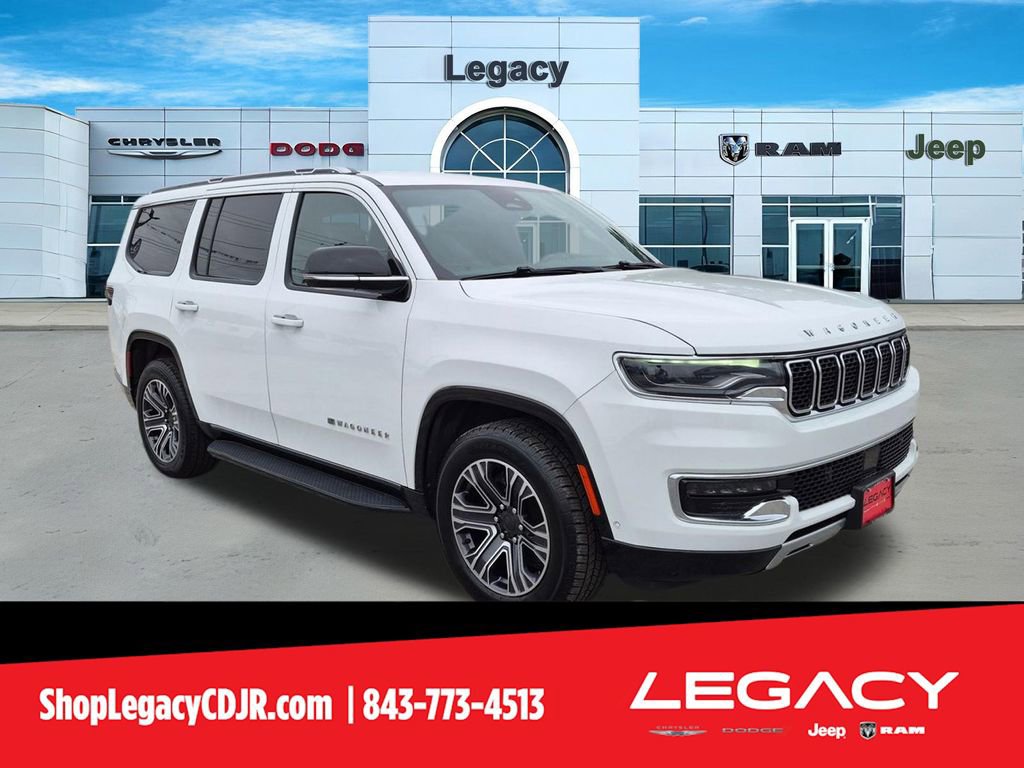 Used 2024 Jeep Wagoneer Series II w/ Flexible Seating Group AWD/4WD image 1