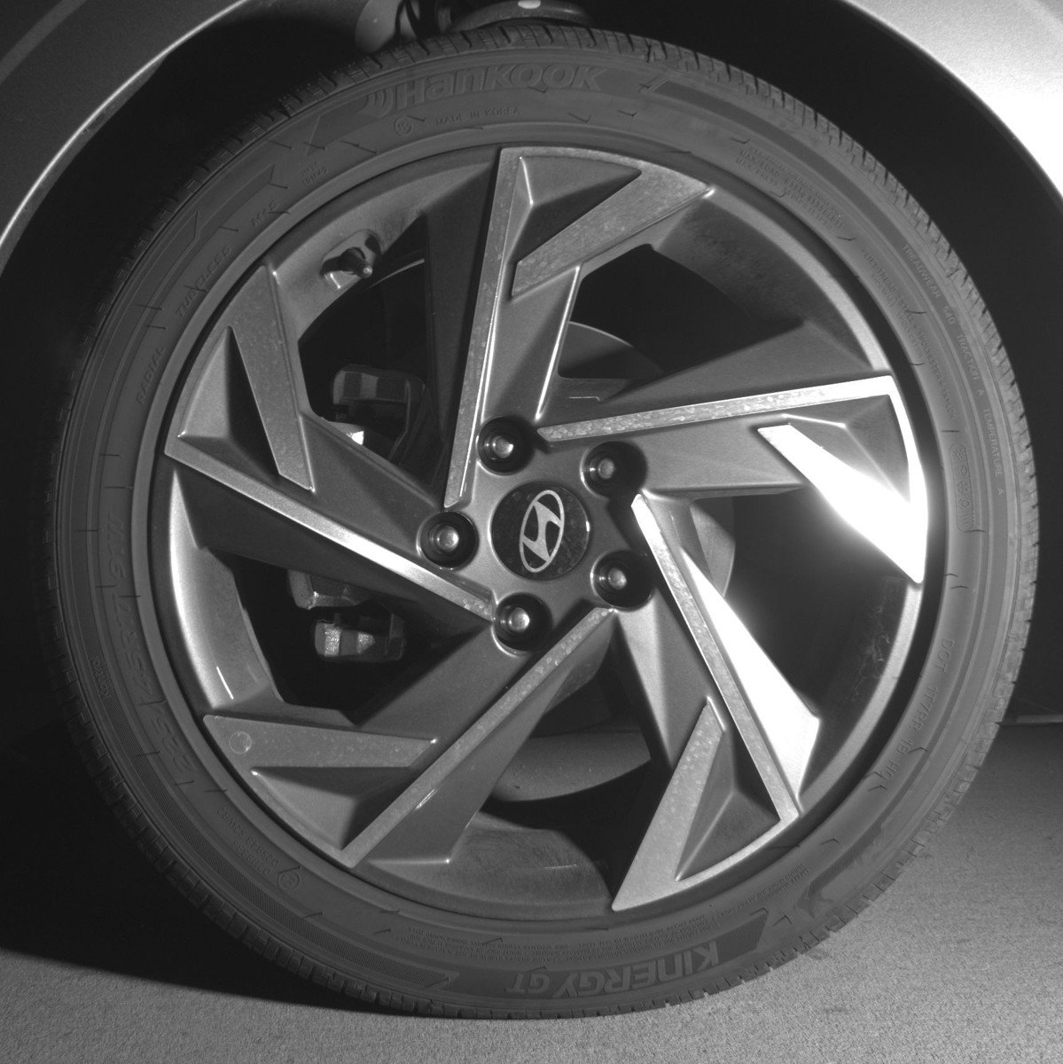 Used 2025 Hyundai Elantra SEL FWD image 12