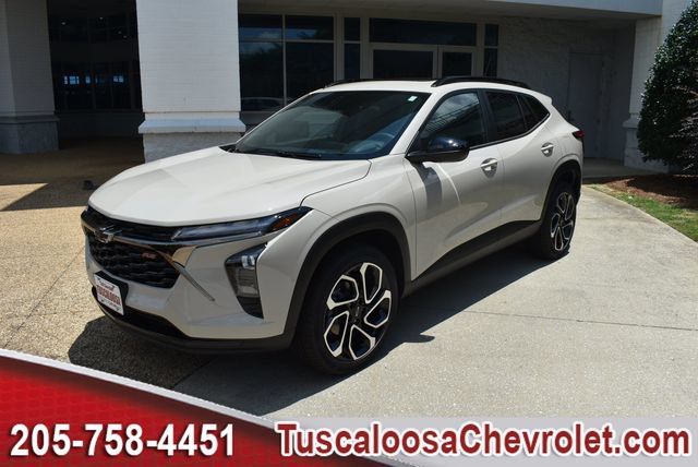 New 2026 Chevrolet Trax RS w/ Sunroof Package FWD image 5