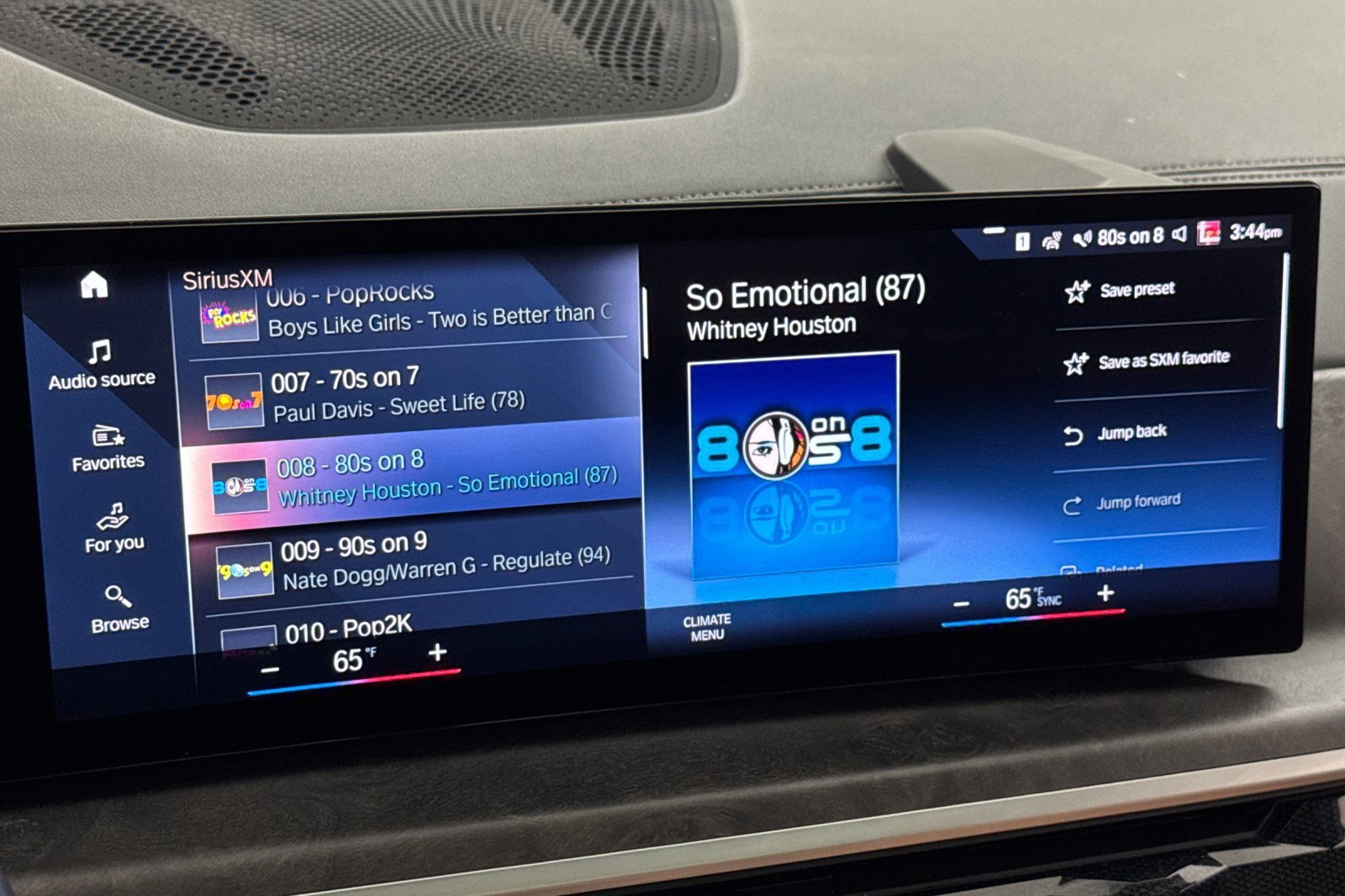 Used 2023 BMW X7 xDrive40i w/ M Sport Package image 23