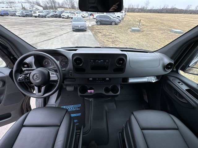 Used 2020 Mercedes-Benz Sprinter 3500 image 19