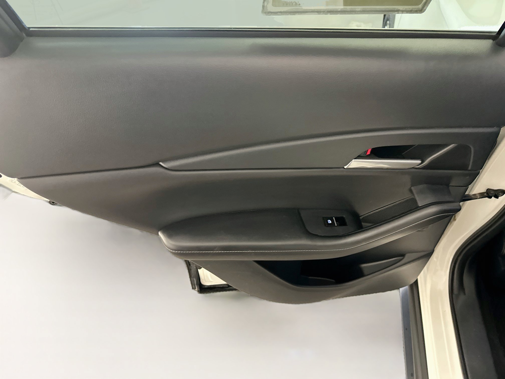 Used 2023 MAZDA CX-30 AWD 2.5 S w/ Select Package image 26