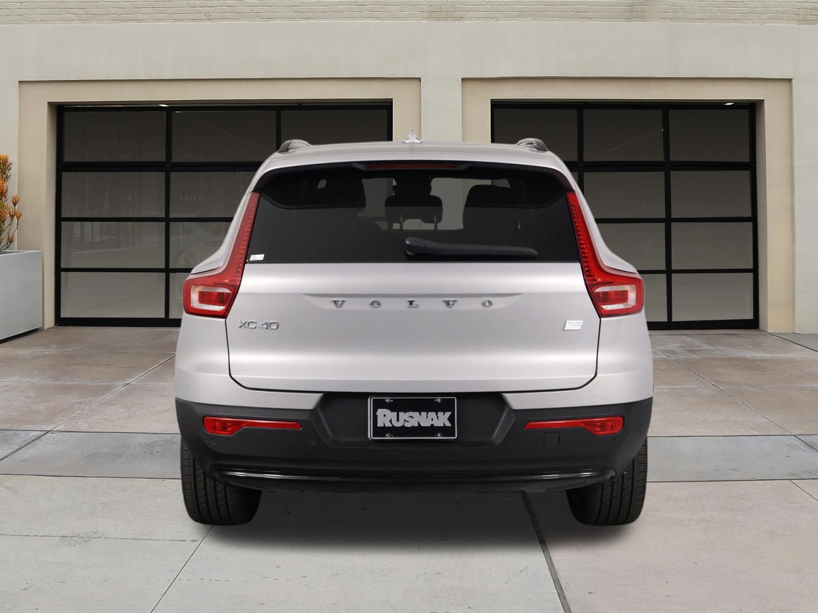 Certified 2023 Volvo XC40 Recharge Core w/ Protection Package Premier AWD/4WD image 5