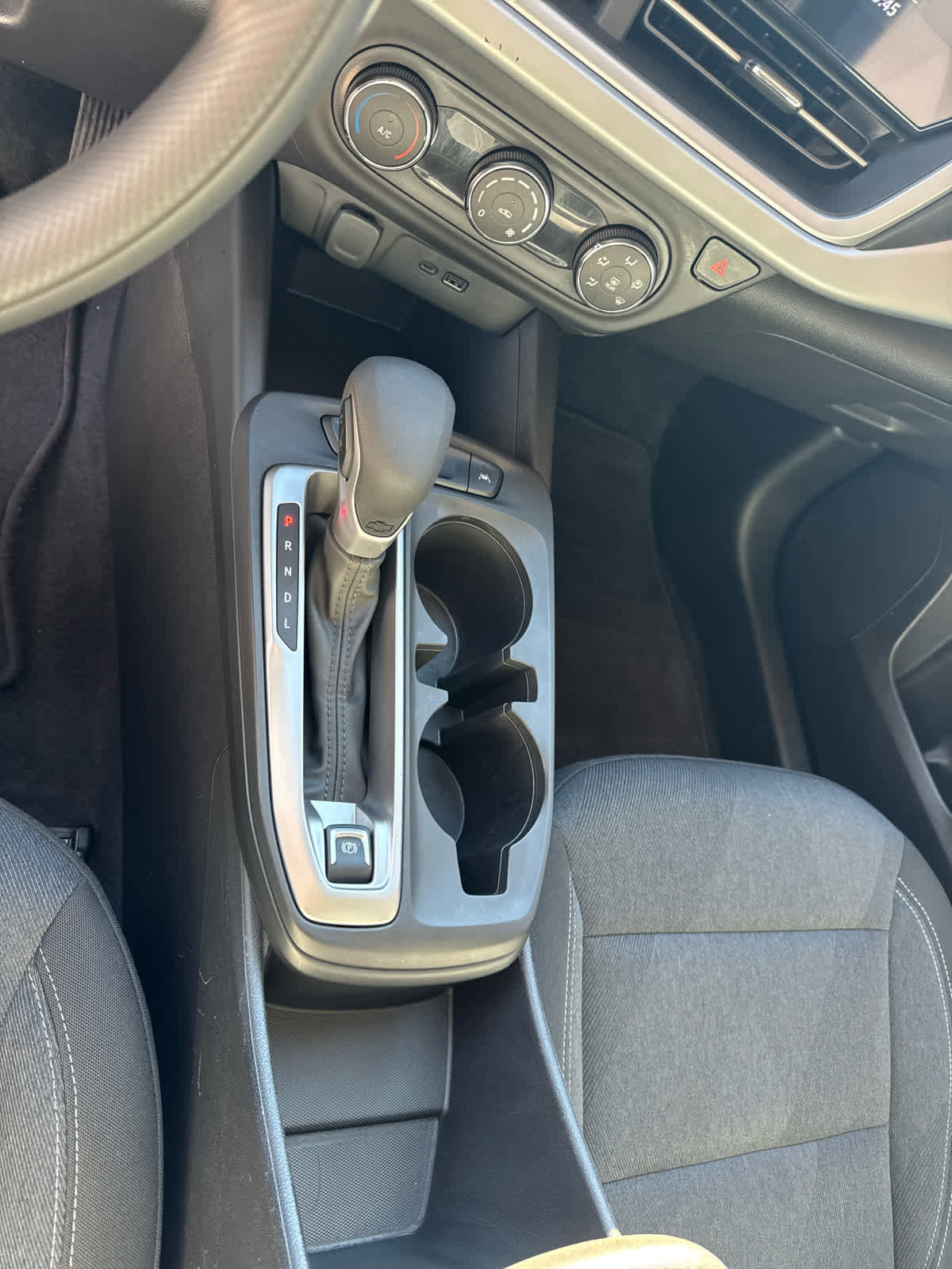 Certified 2025 Chevrolet Trax LS image 18