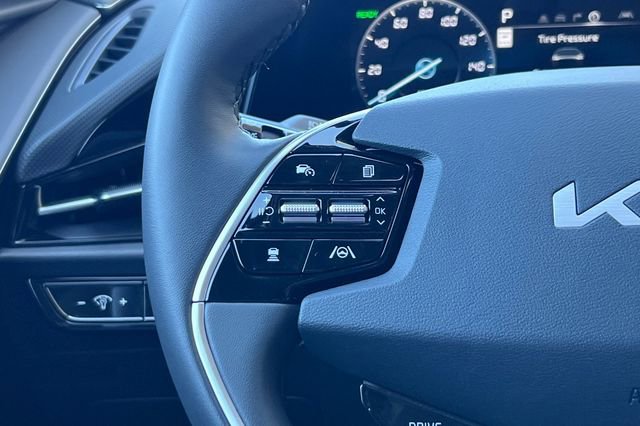 Used 2025 Kia Niro Wave image 31