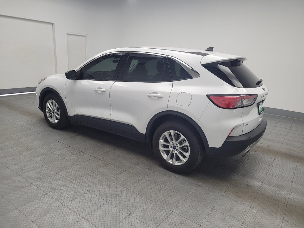 Used 2022 Ford Escape SE FWD image 3