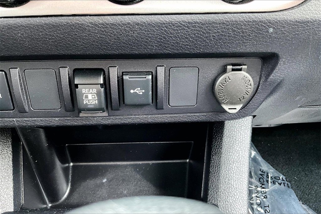 Used 2023 Toyota Tacoma SR5 image 17
