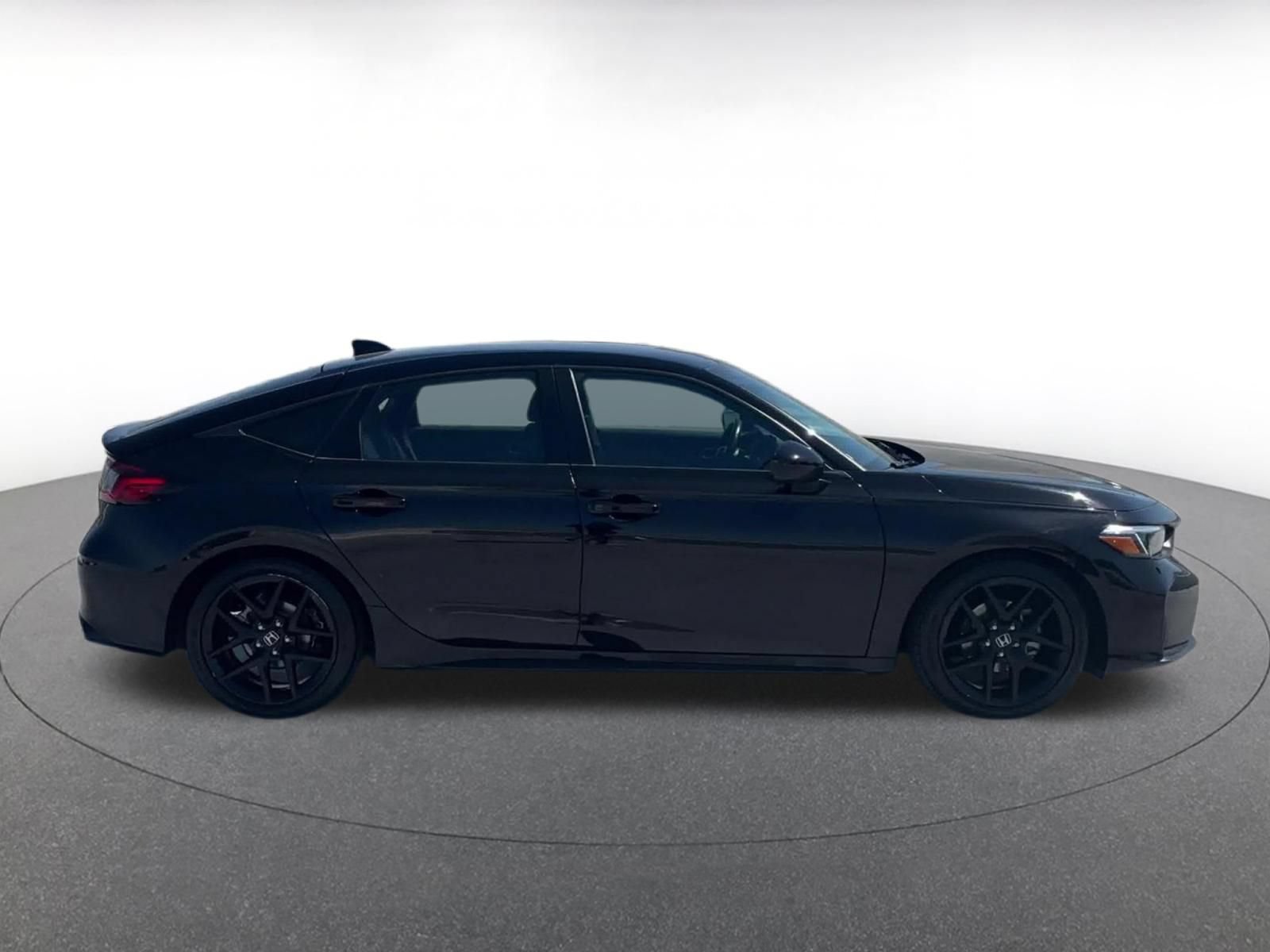Used 2025 Honda Civic Sport image 16