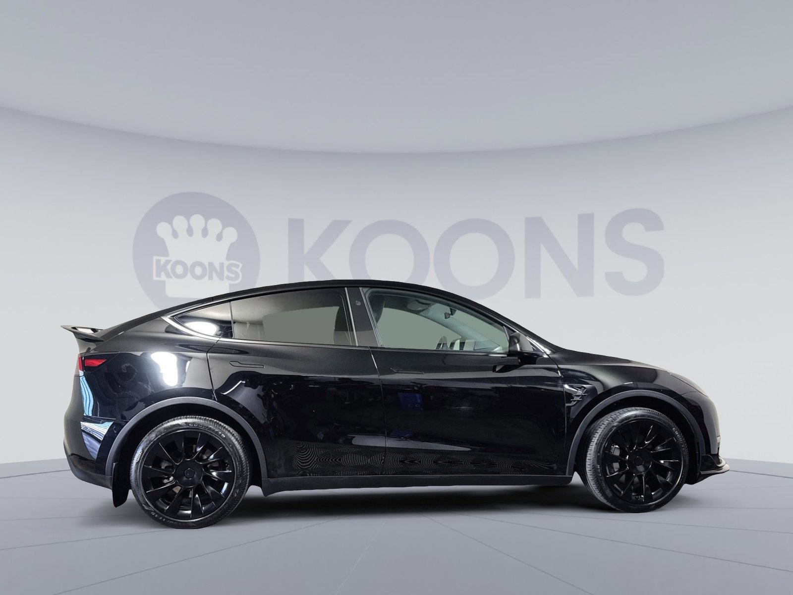 Used 2024 Tesla Model Y Long Range image 8