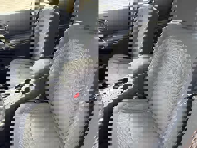 Used 2015 Nissan Rogue S w/ Convenience Package image 11