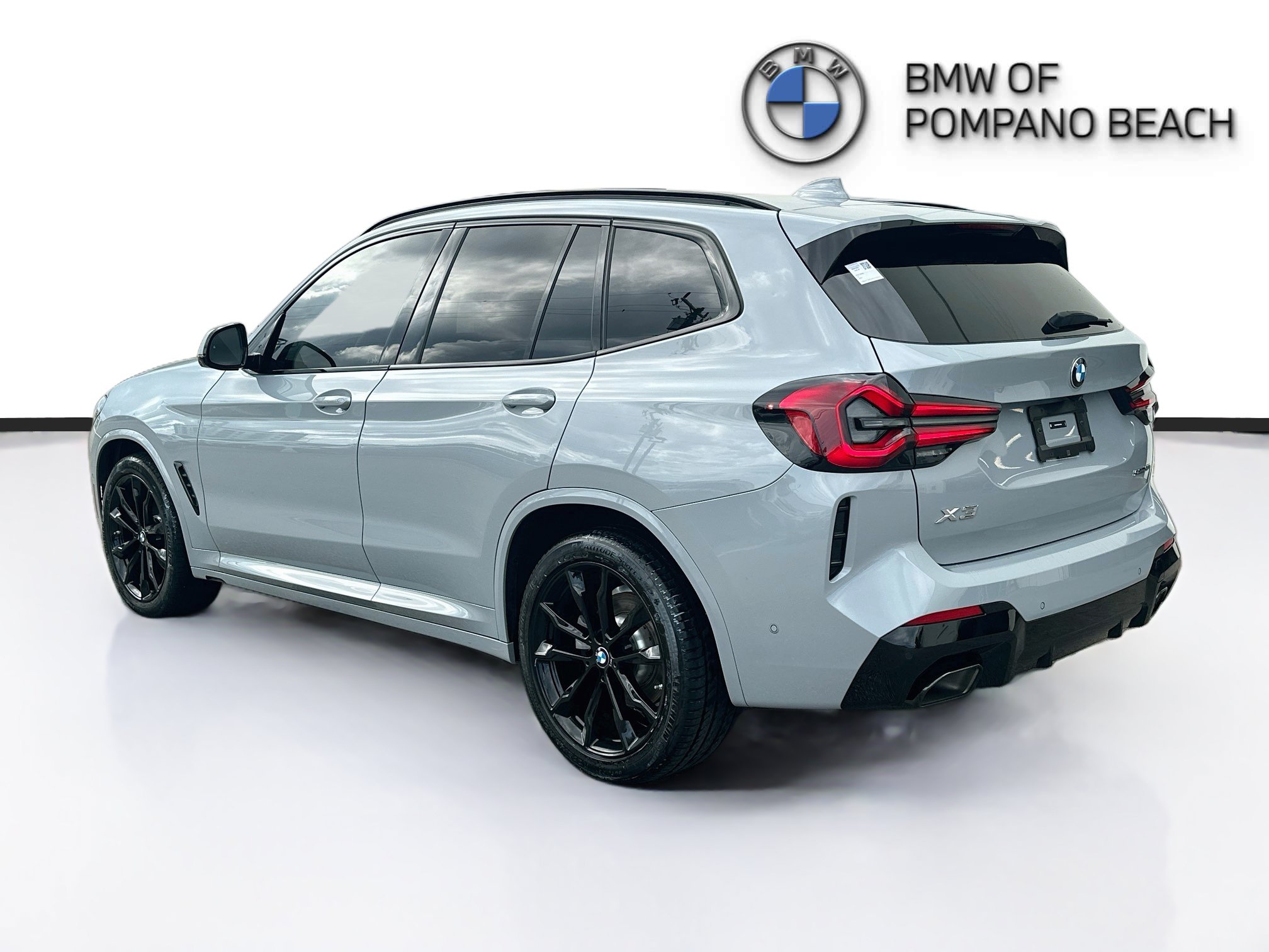 Used 2024 BMW X3 sDrive30i w/ Premium Package w/ZPA RWD image 5