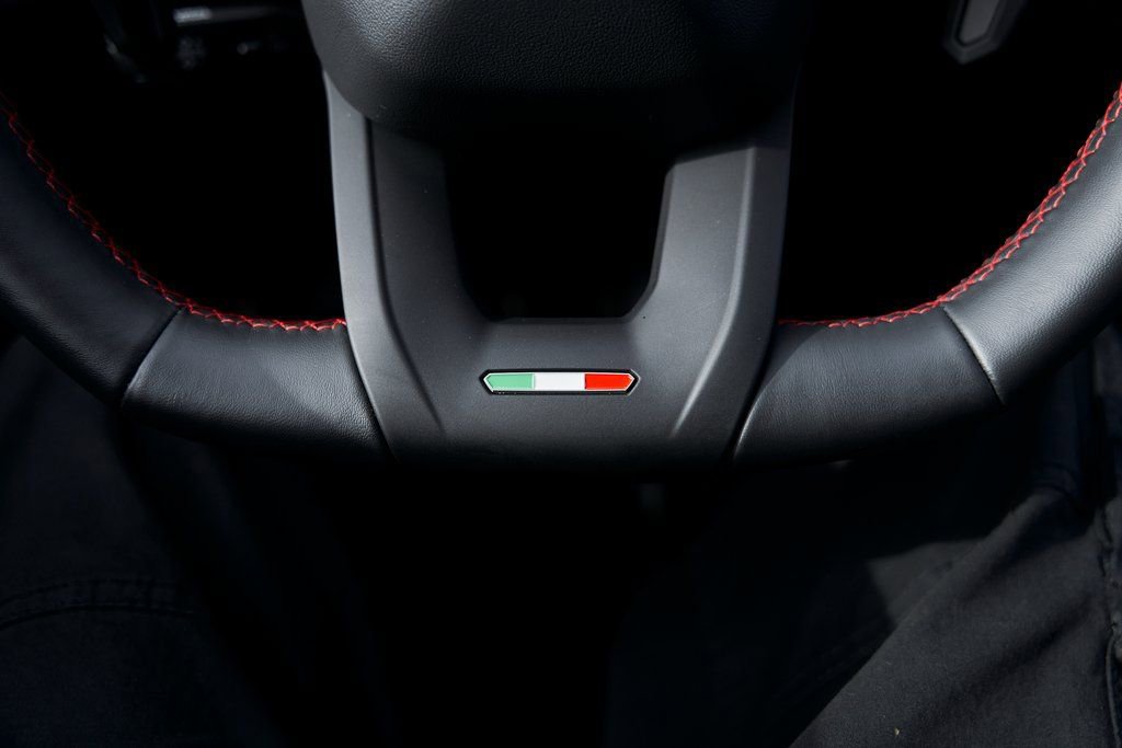 Used 2024 Lamborghini Urus Performante AWD/4WD image 72