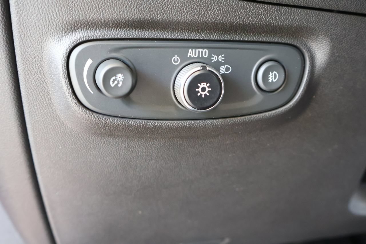 Used 2020 Chevrolet Equinox LT FWD image 20